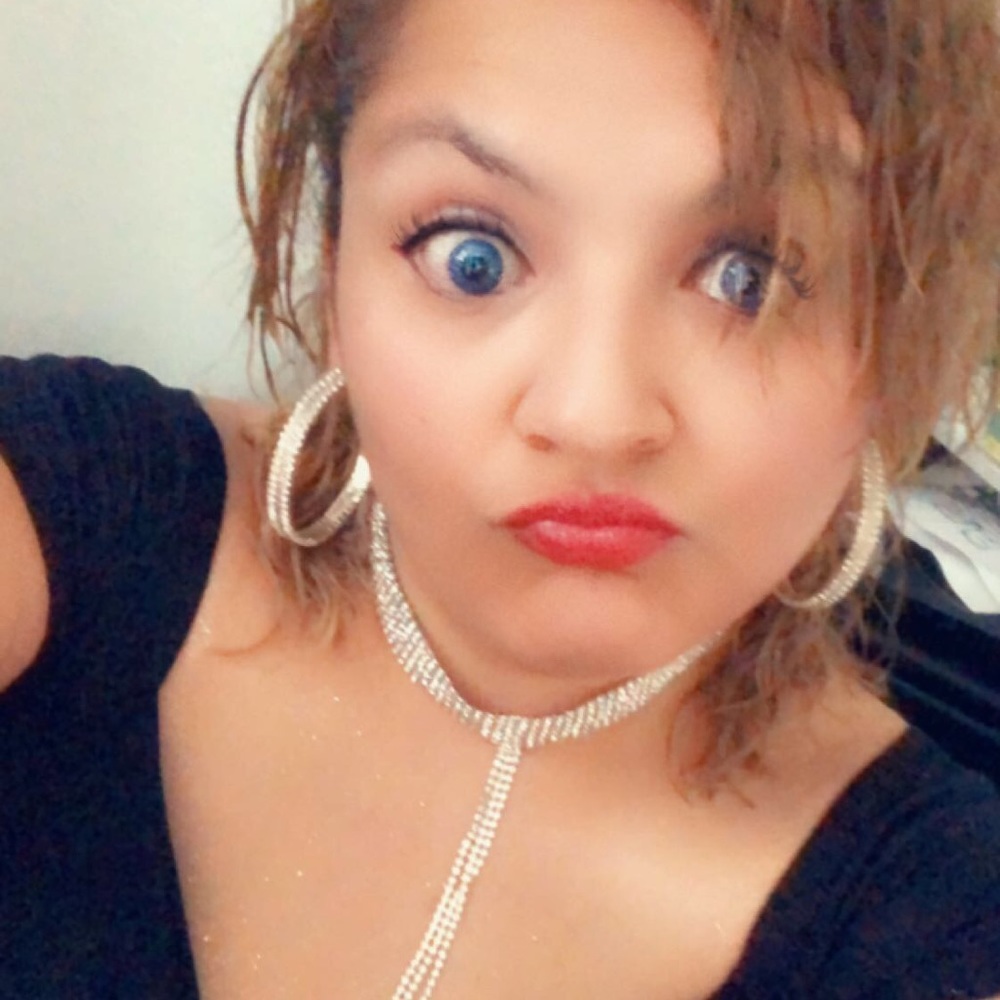 Meet your Posher, Maria